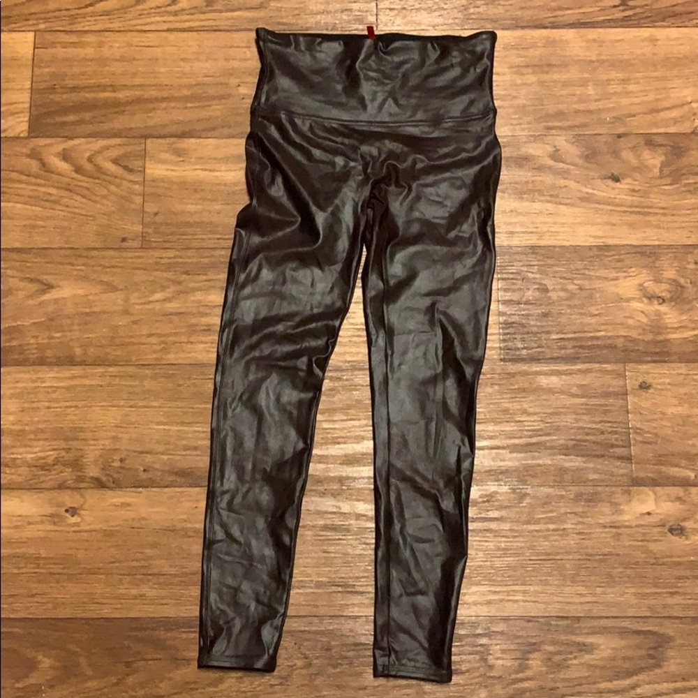 Spanks faux leather leggings - merlot color